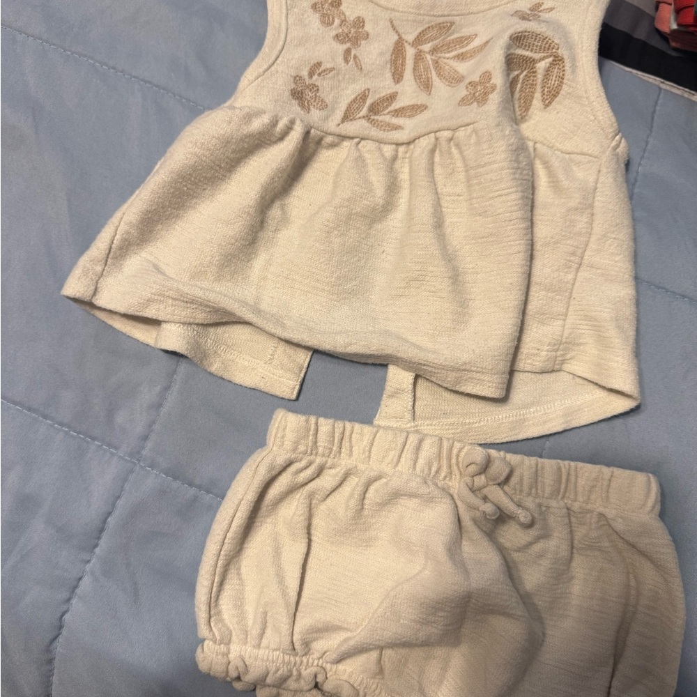 Cream Kids Sleeveless Top and Shorts Set